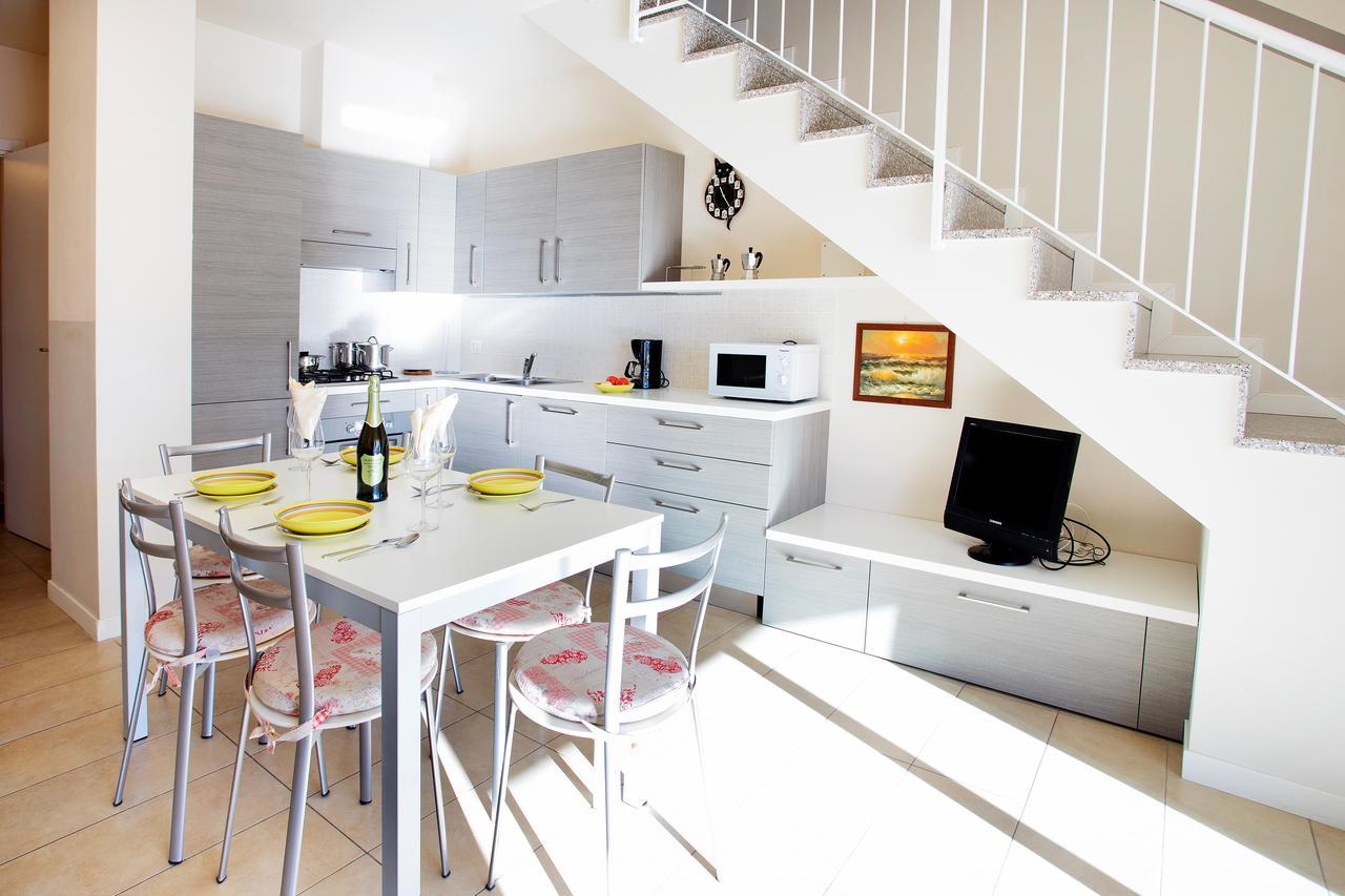 4 Village Centre Lenno Homes With Pool-By Italian Apartments Buitenkant foto